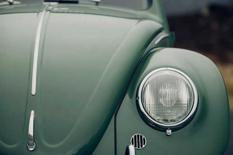 75 lat temu pierwszy egzemplarz Garbusa zjechał z taśmy z fabryki Volkswagena poza Niemcami
